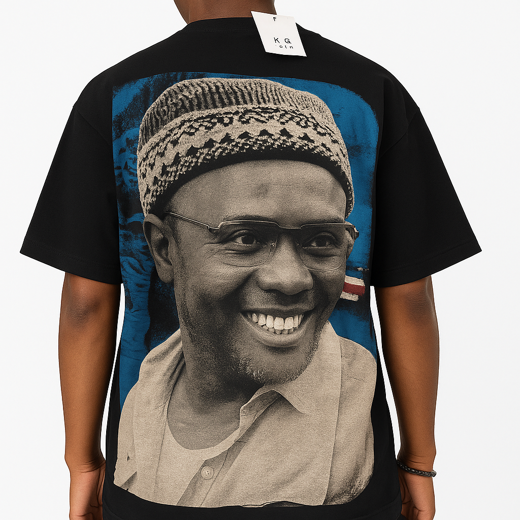 Oversized T-Shirt – Amílcar Cabral Artistic Print (Unisex)
